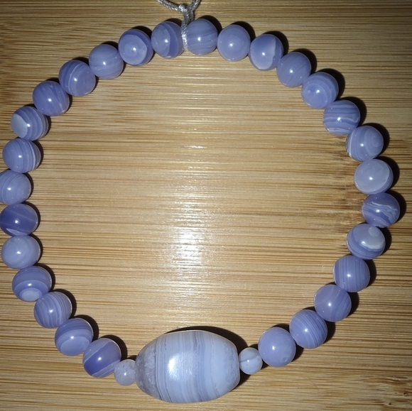 Blue Lace Agate Stone And 6mm Blue Lace Agate Beaded Bracelet - Picture 3 of 9